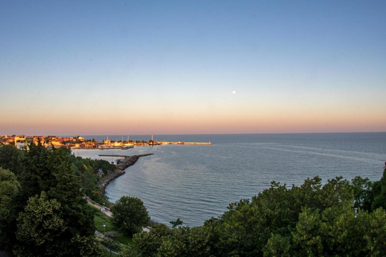 Infinity Apartment Nessebar Exterior photo